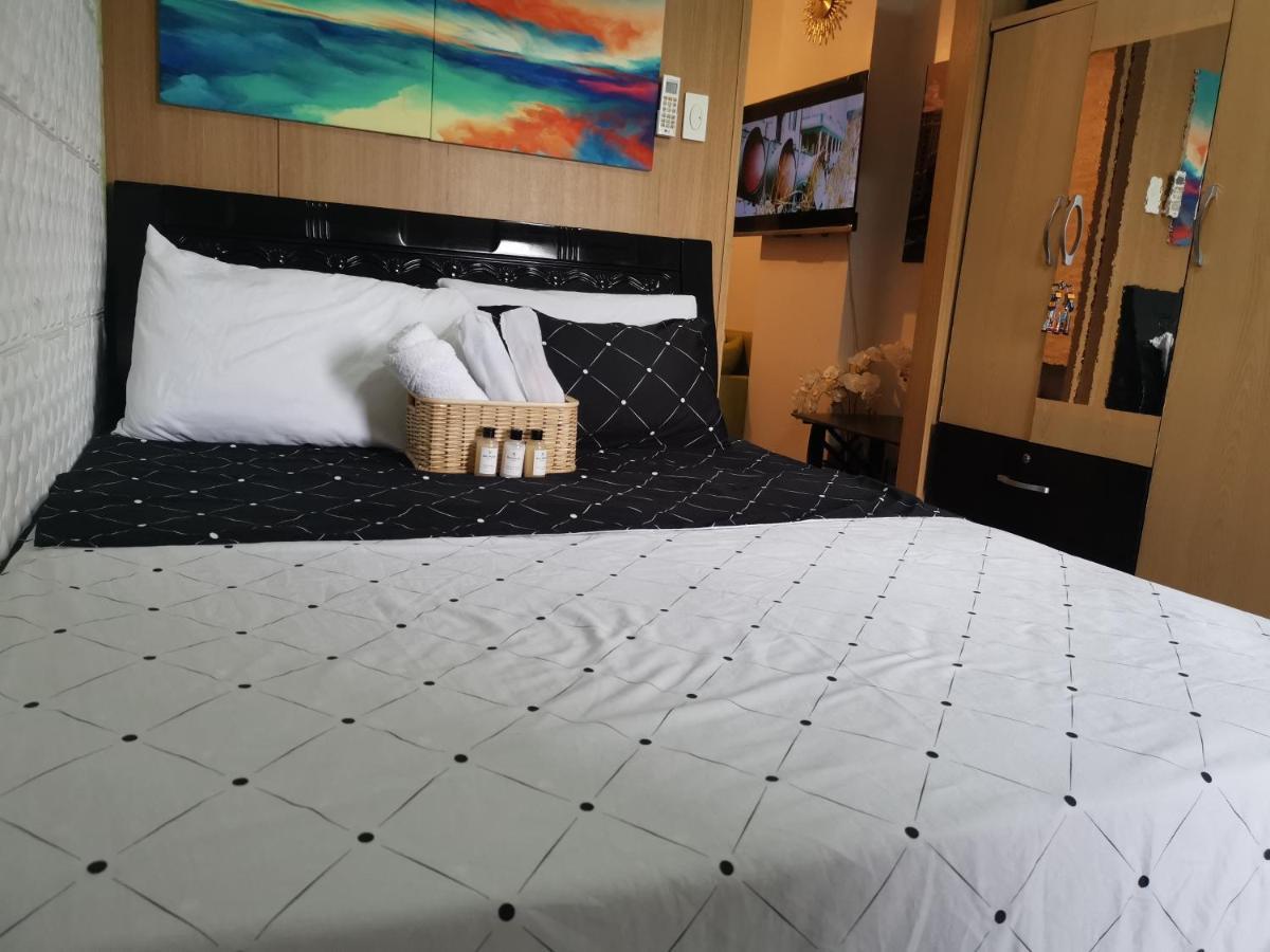 455B Shell Spacious Room Moa City View Manila Exterior foto